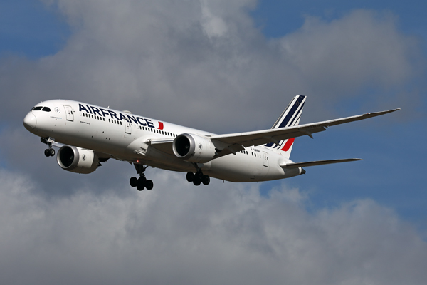 AIR FRANCE BOEING 787 9 CDG RF 002A3080.jpg