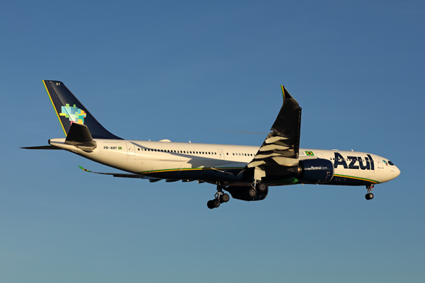 AZUL AIRBUS A330 900 NEO LIS RF 002A4415.jpg