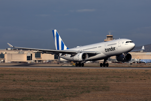 CONDOR AIRBUS A330 200 PMI RF 002A3625.jpg