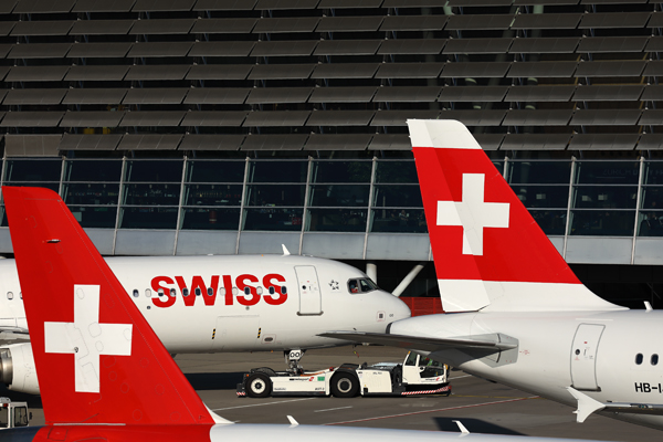 SWISS HELVETIC AIRCRAFT ZRH RF 002A3820.jpg