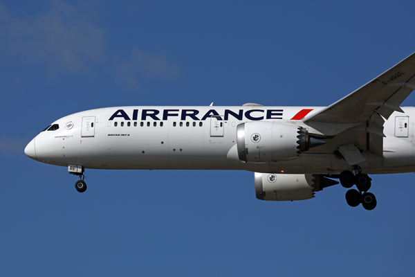 AIR FRANCE BOEING 787 9 CDG RF 002A3120.jpg