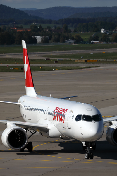 SWISS AIRBUS A220 ZRH RF 002A3724.jpg