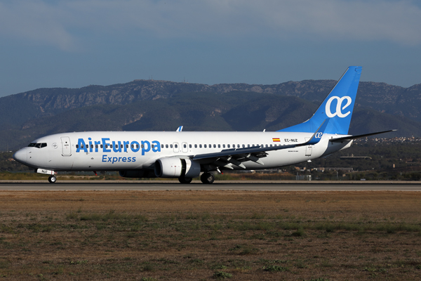 AIR EUROPA EXPRESS BOEING 737 800 PMI RF 002A3454.jpg