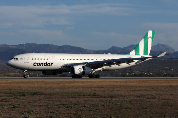 CONDOR AIRBUS A330 200 PMI RF 002A3385.jpg