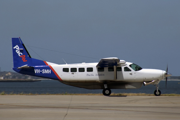 PACIFIC AIRLINES CESSNA CARAVAN SYD RF 1677 31.jpg