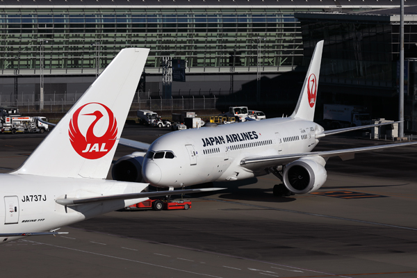 JAPAN AIRLINES AIRCRAFT HND RF 002A6735.jpg