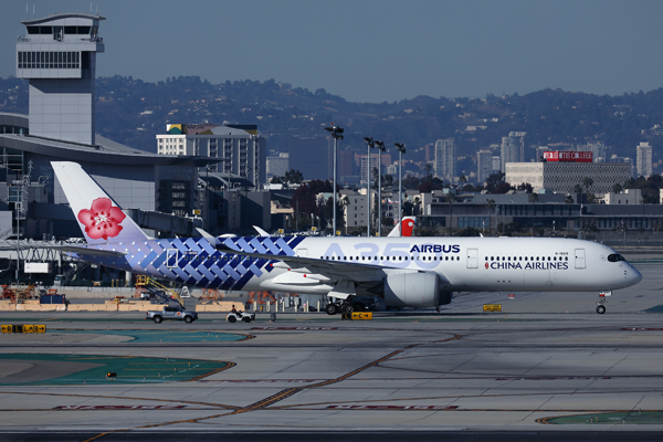 CHINA AIRLINES AIRBUS A350 900 LAX RF 0002A5437.jpg