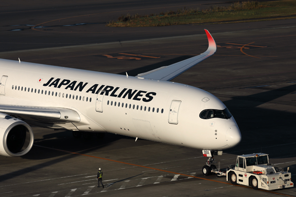 japan airlines airbus a350 900 hnd rf 002A6435.jpg