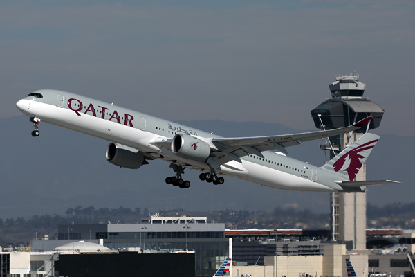 QATAR AIRBUS A350 1000 LAX RF 002A6006.jpg