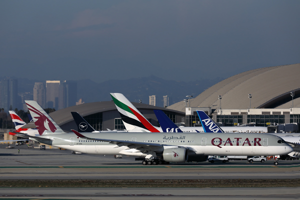 QATAR AIRBUS A350 1000 LAX RF 002A6063.jpg