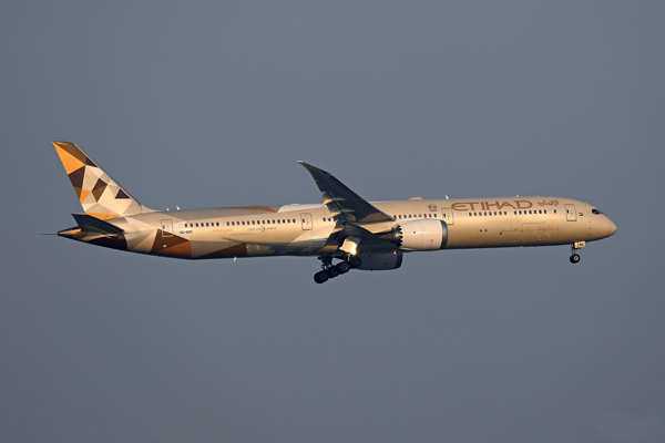 ETIHAD BOEING 778 10 BKK RF 002A7886.jpg