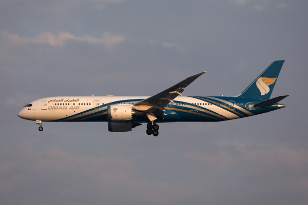 OMAN AIR BOEING 787 9 BKK RF 002A7411.jpg