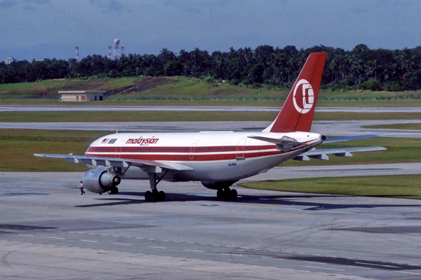 MALAYSIAN AIRLINE SYSTEM AIRBUS A300 SIN RF 053 30.jpg