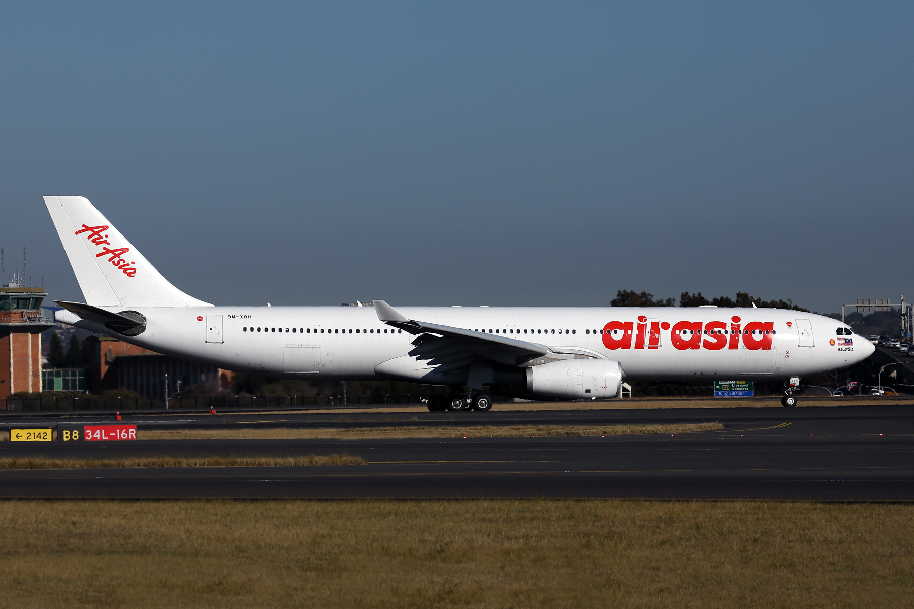 AIR ASIA AIRBUS A330 300 SYD RF 002A9227.jpg
