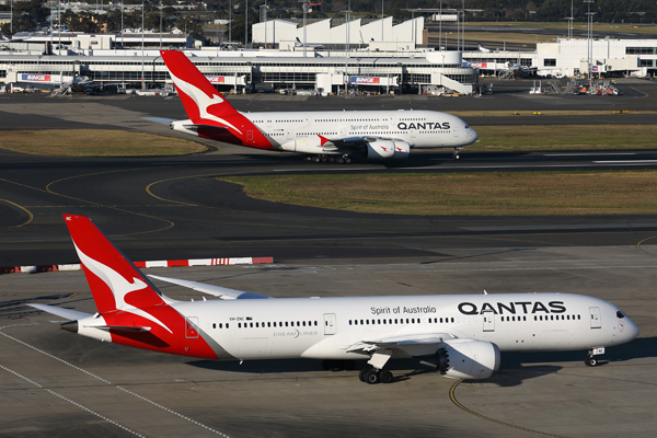 QANTAS AIRCRAFT SYD RF 002A8651.jpg