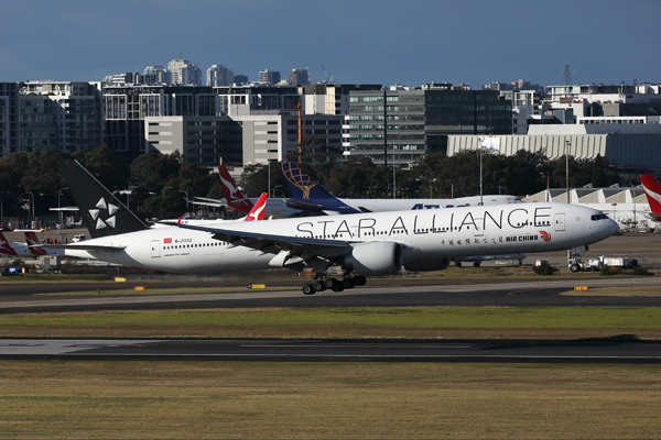 AIR CHINA BOEING 777 300ER SYD RF 002A8632.jpg