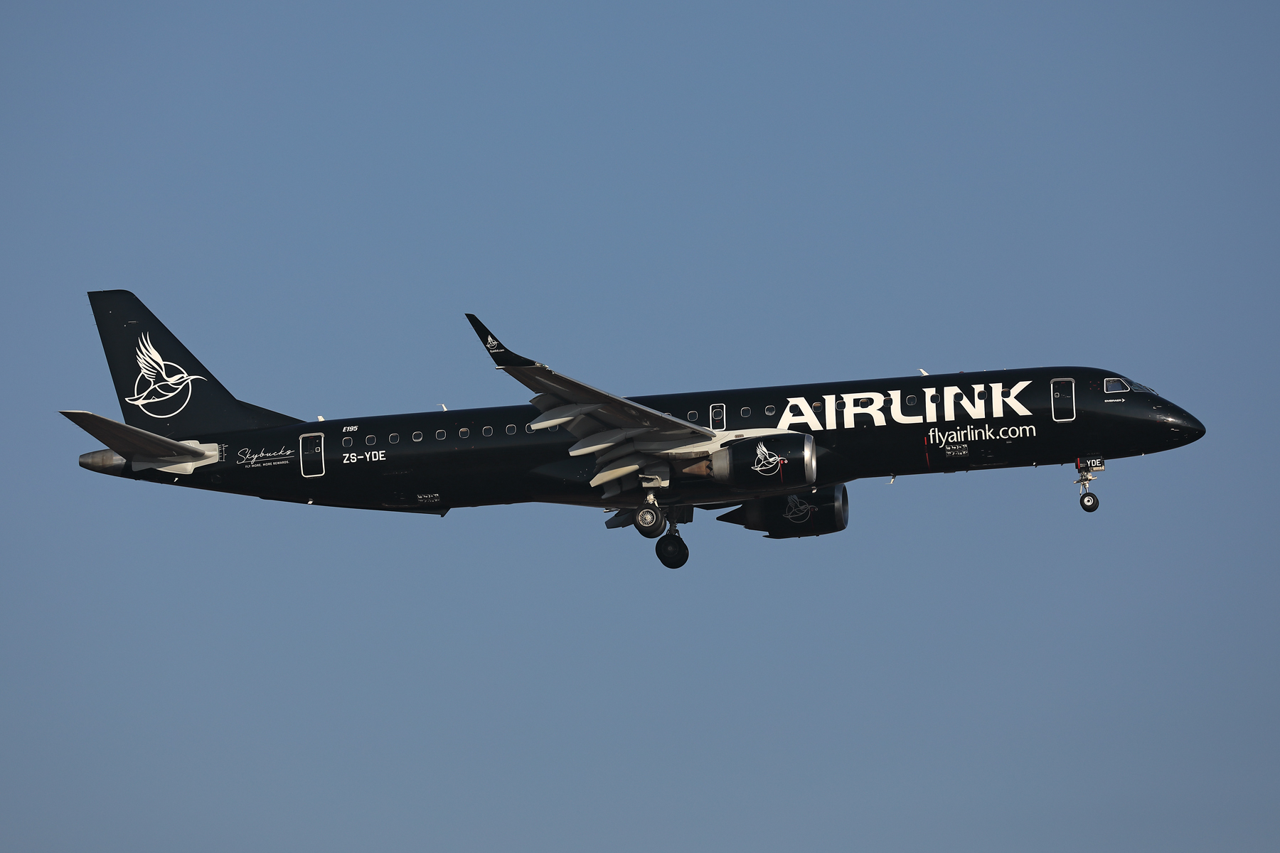 AIRLINK EMBRAER 190 JNB RF 002A9970.jpg