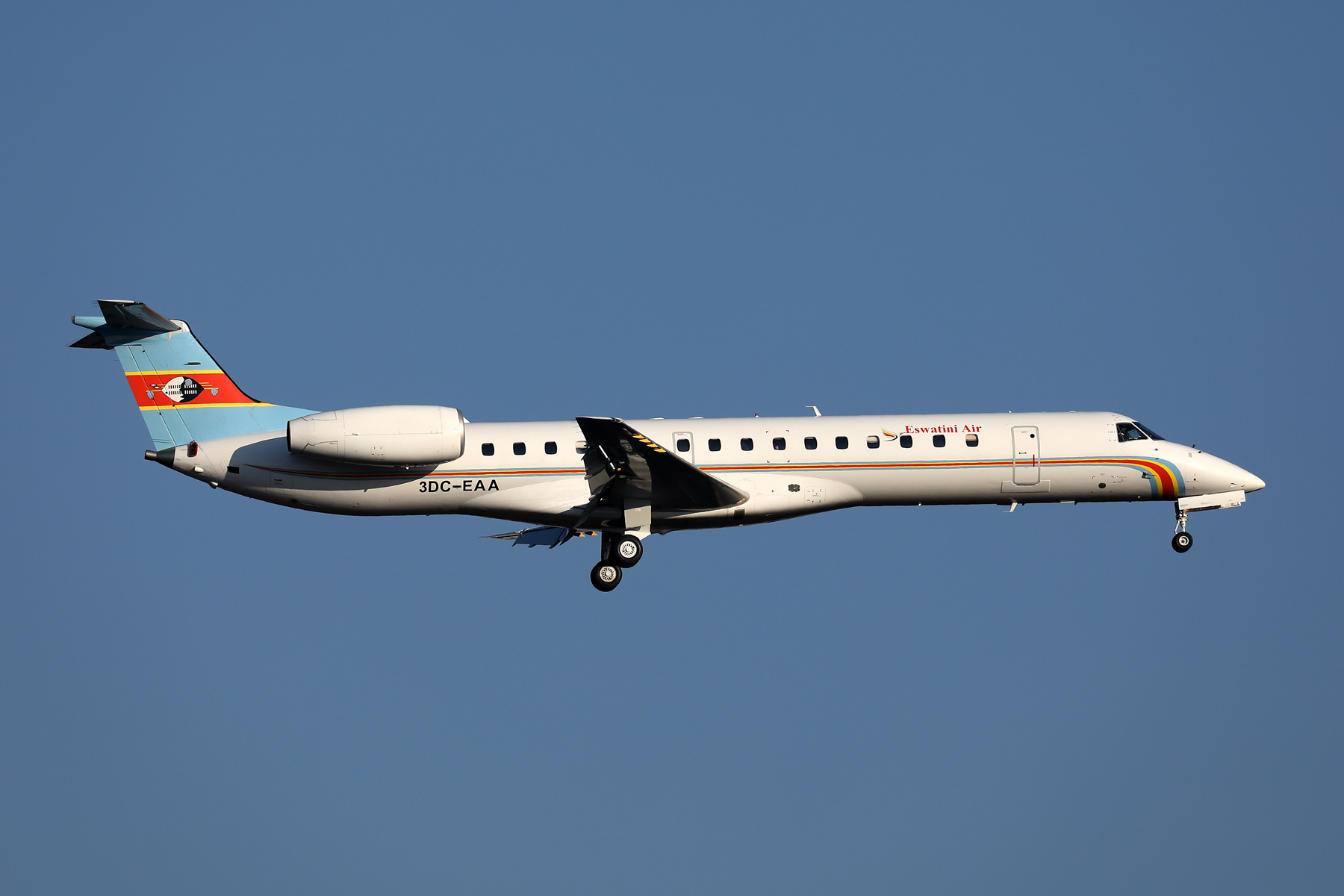 ESTWATINI AIR EMBRAER 145 JNB RF 002A9684.jpg