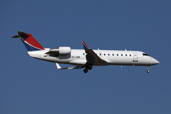 CEM AIR CANADAIR CRJ JNB RF 002A0026.jpg