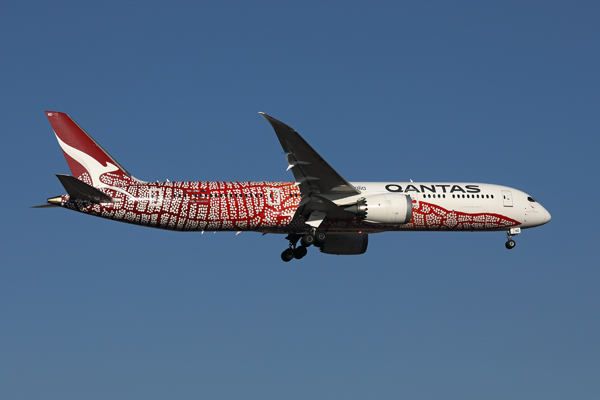 QANTAS BOEING 787 9 SYD RF 002A0077.jpg