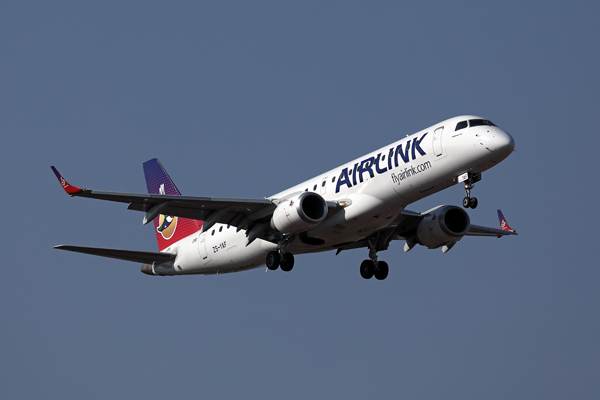 AIRLINK EMBRAER 190 JNB RF 002A0004.jpg