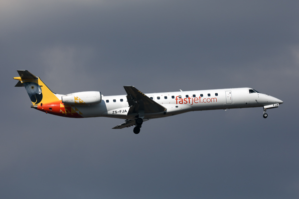 FASTJET COM EMBRAER 145 JNB RF 002A9571.jpg