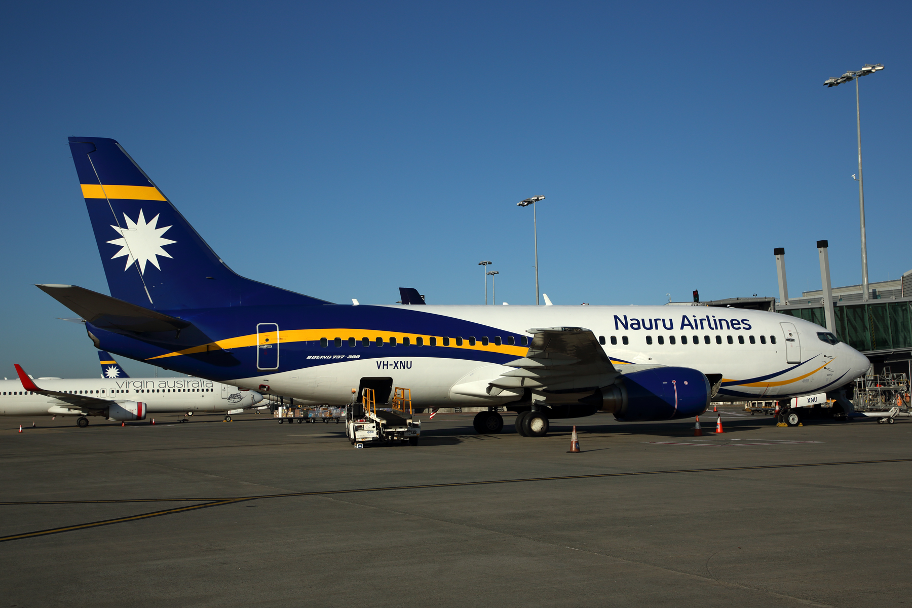 NAURU AIRLINES BOEING 737 300 BNE RF 5K5A0219.jpg