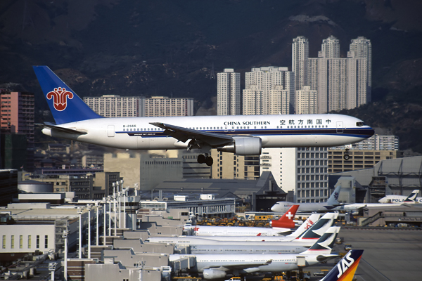 CHINA SOUTHERN BOEING 767 300 HKG RF.jpg