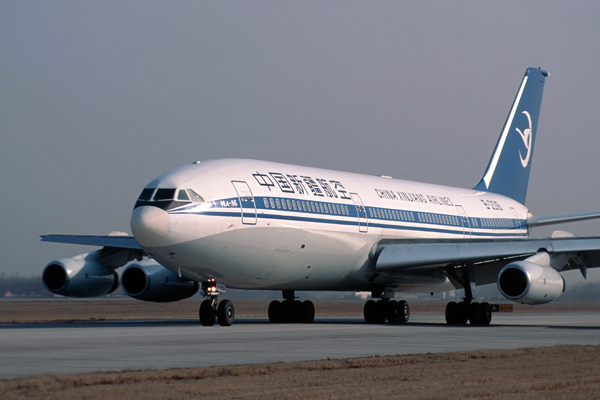 CHINA XINJIANG AIRLINES ILYUSHIN IL86 BJS RF FUJI.jpg