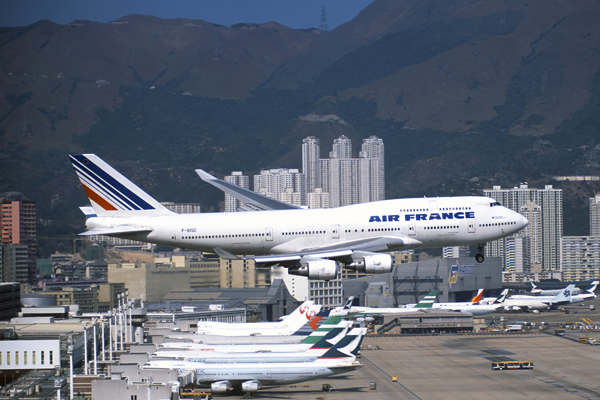 AIR FRANCE BOEING 747 400 HKG RF F.jpg