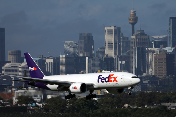 FEDEX BOEING 777F SYD RF 002A0438.jpg