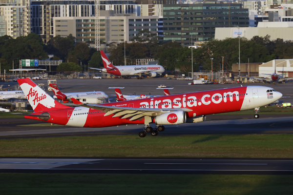 AIR ASIA AIRBUS A330 300 SYD F 002A0628.jpg