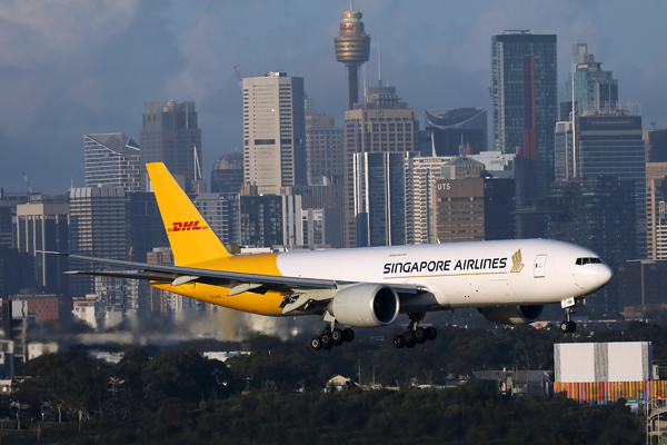 SINGAPORE AIRLINES DHL BOEING 777F SYD RF 002A0545.jpg