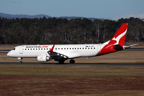 QANTAS LINK EMBRAER 190 HBA RF 002A0900.jpg