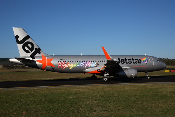 JETSTAR AIRBUS A320 CBR RF 5K5A0293.jpg