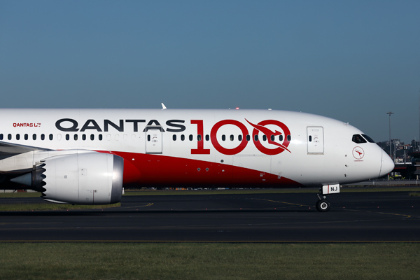 QANTAS BOEING 787 9 SYD RF 002A1016.jpg