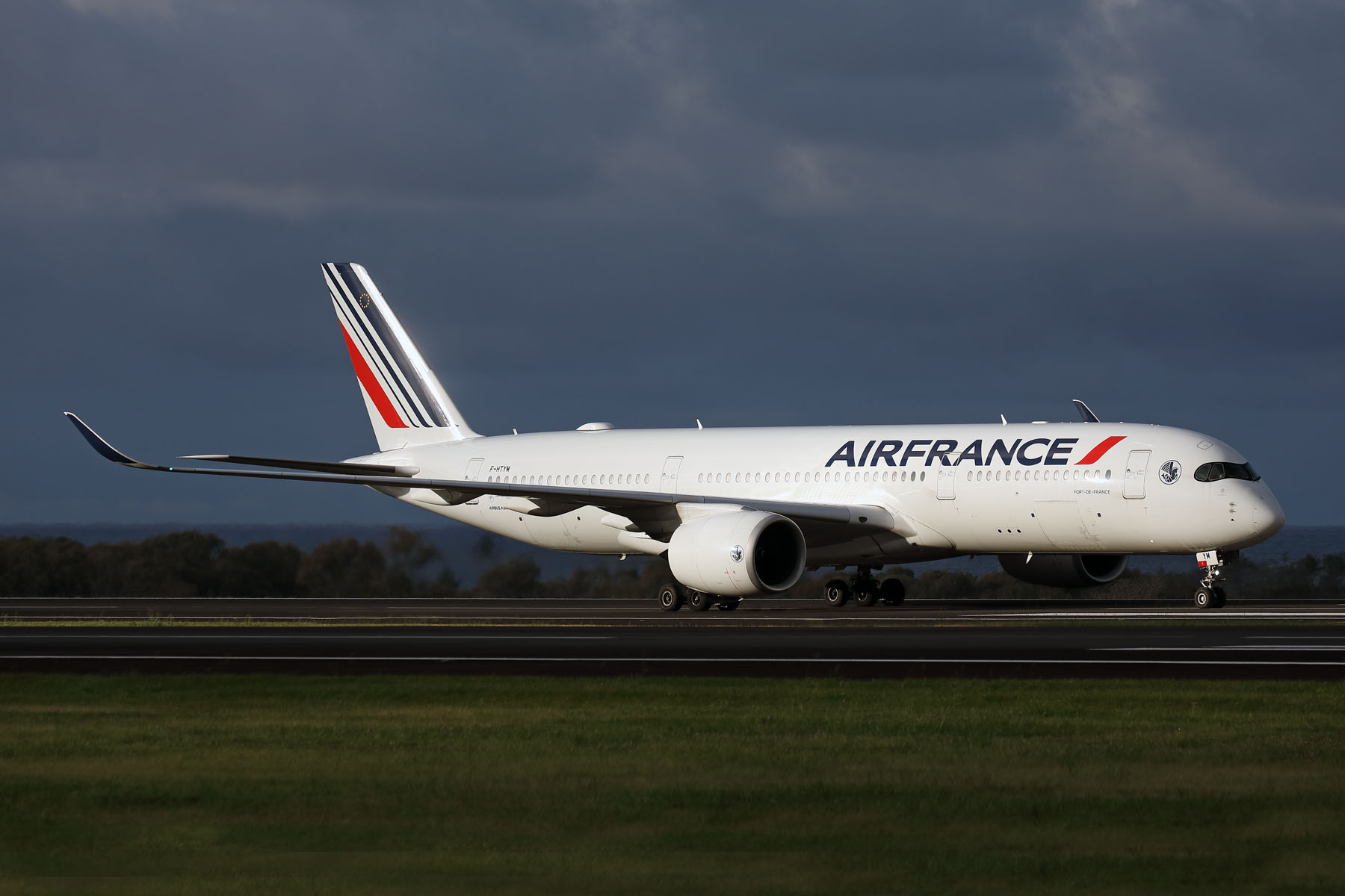 AIR FRANCE AIRBUS A350 900 MRU RF 002A2388.jpg