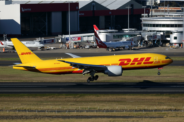 DHL BOEING 777F SYD RF 002A3109.jpg