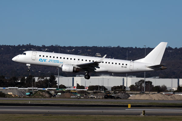 NATIONAL JET EXPRESS EMBRAER 190 PER RF 002A2154.jpg