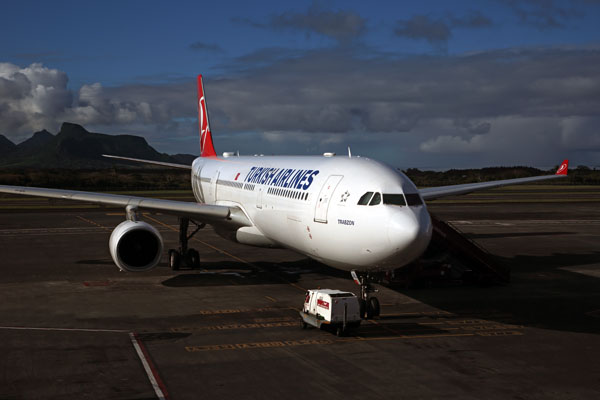 TURKISH AIRLINES AIRBUS A330 300 MRU RF 5K5A0393.jpg
