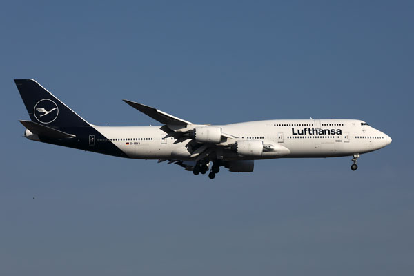 LUFTHANSA BOEING 747 800 JNB RF 002A2619.jpg