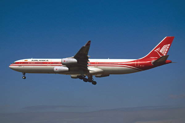 AIR LANKA AIRBUS A340 300 LHR RF F.jpg