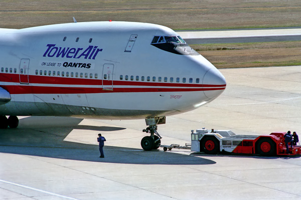 TOWER AIR QANTAS BOEING 747 200 MEL RF 126 17.jpg