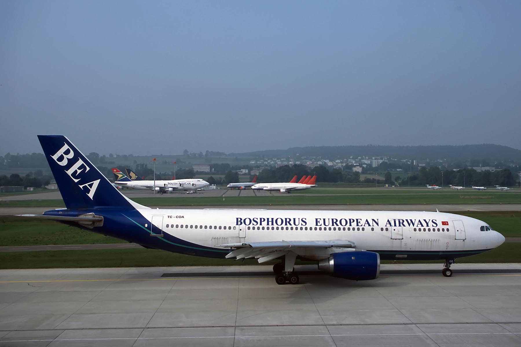 BOSPHORUS EUROPEAN AIRWYS A300 ZRH RF F.jpg