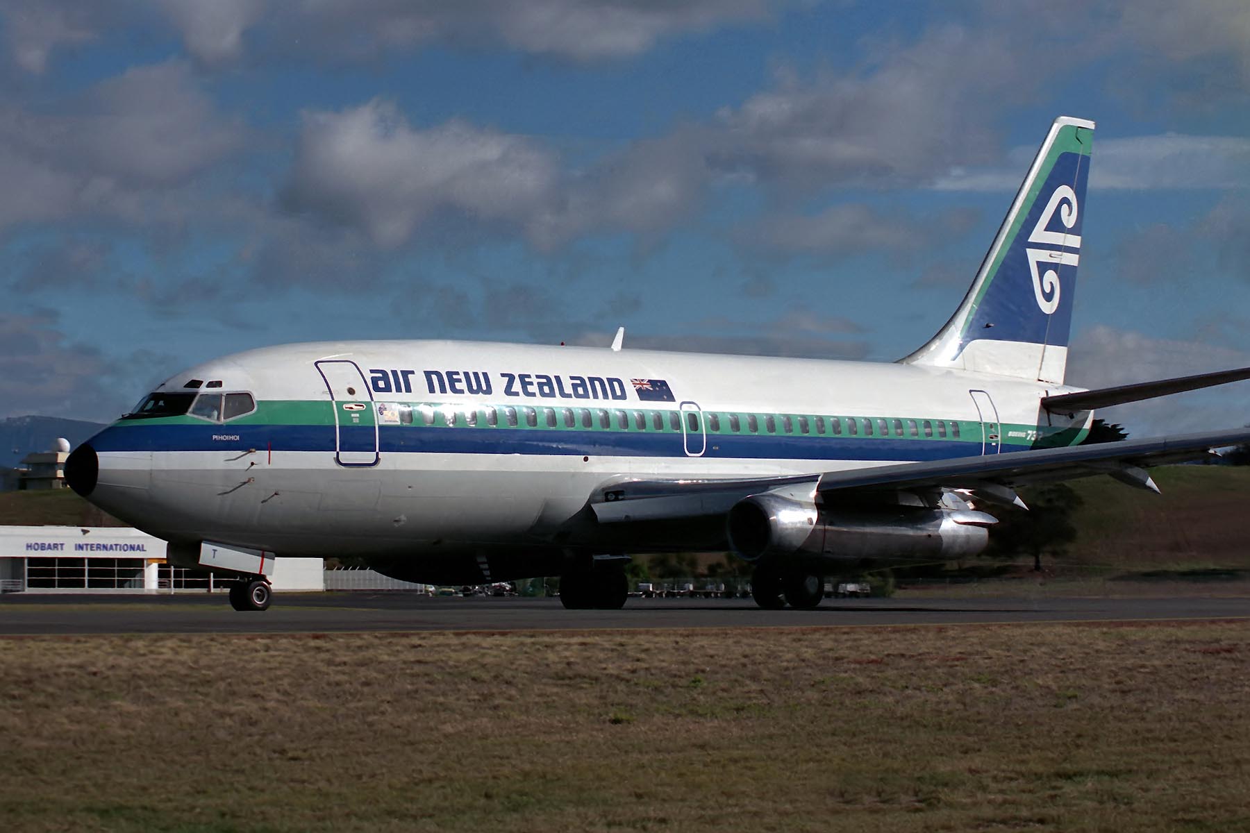 AIR NEW ZEALAND BOEING 737 200 HBA RF 296 25.jpg