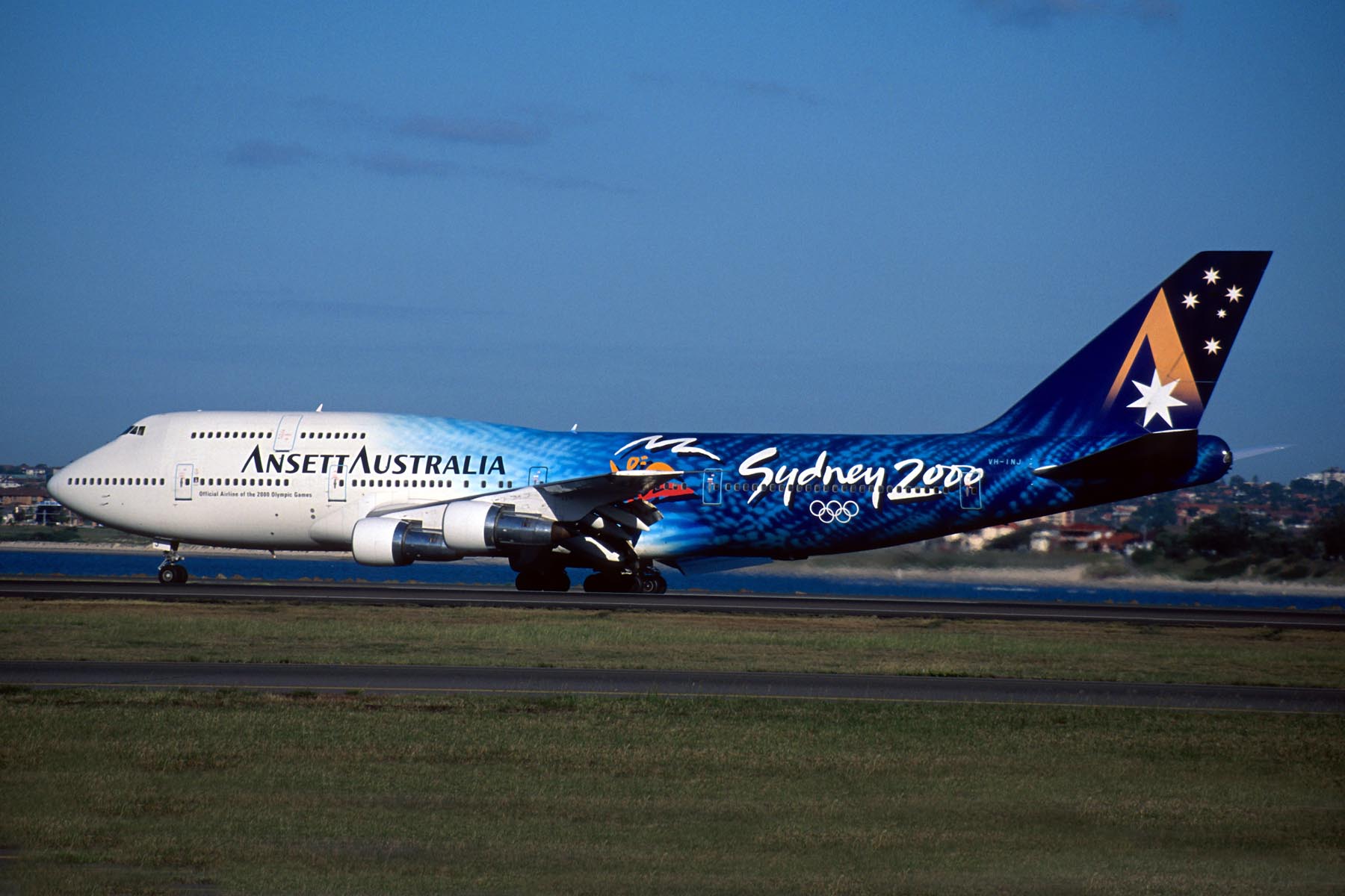 ANSETT AUSTRALIA BOEING 747 300 SYD RF F S 3405.jpg