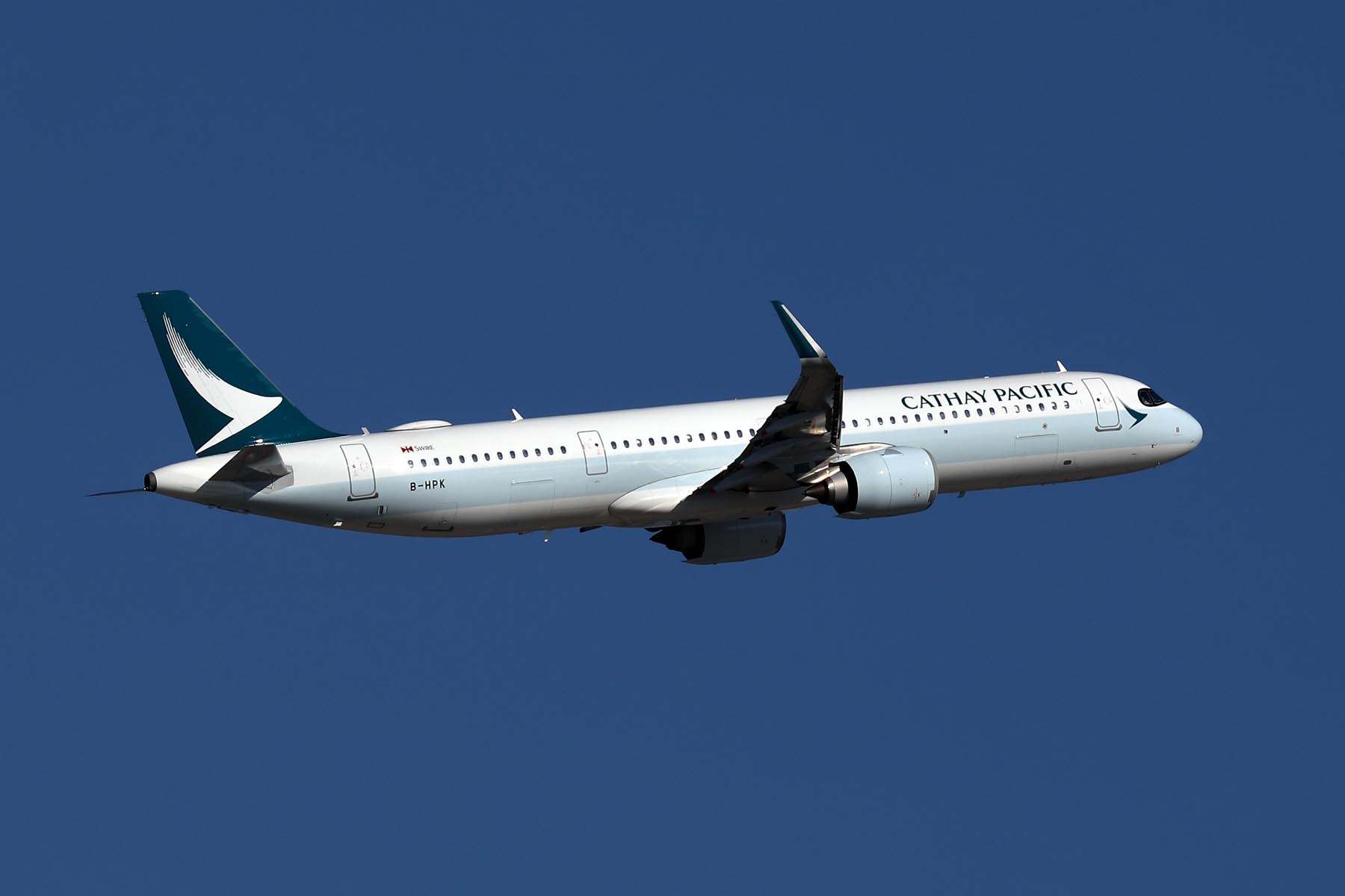 CATHAY PACIFIC AIRBUS A321 NEO ICN RF 002A3836.jpg
