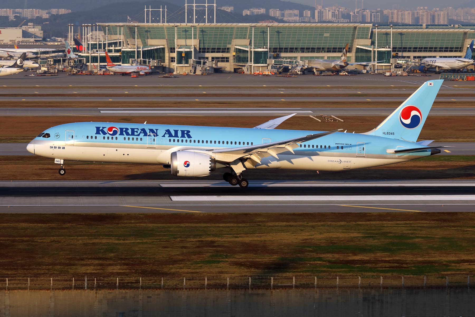 KOREAN AIR BOEING 787 9 ICN RF 002A4181.jpg
