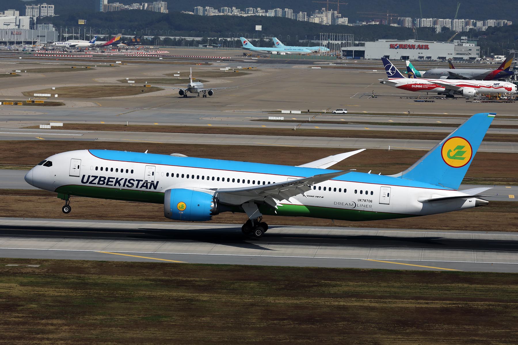UZBEKISTAN BOEING 787 8 ICN RF 002A3748.jpg