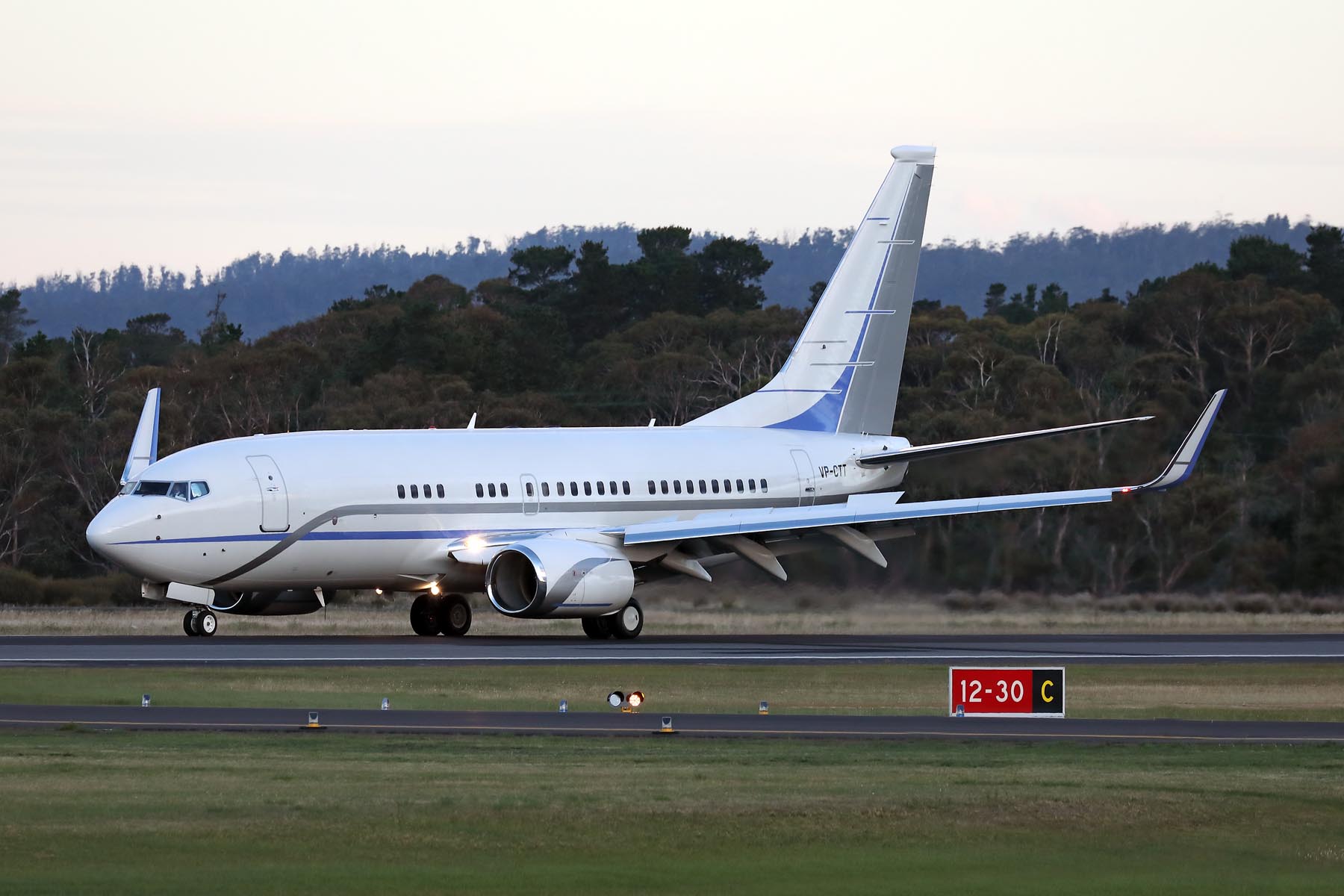 PHENIX JET BOEING 737 700 BBJ HBA RF 002A5454.jpg